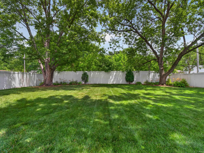 Listing Image 44