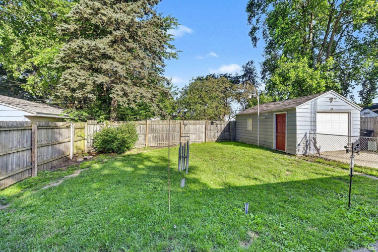 Listing Image 22