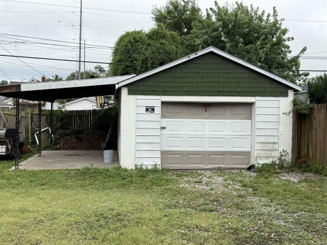 Listing Image 17