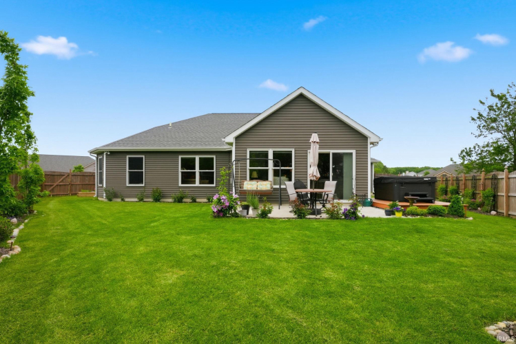 Listing Image 29