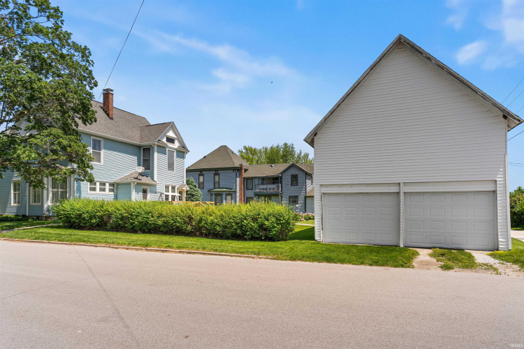 Listing Image 25