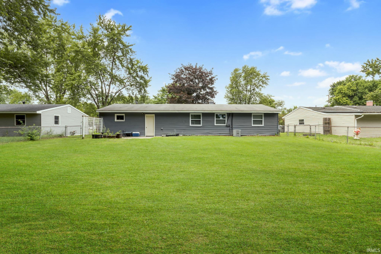 Listing Image 20