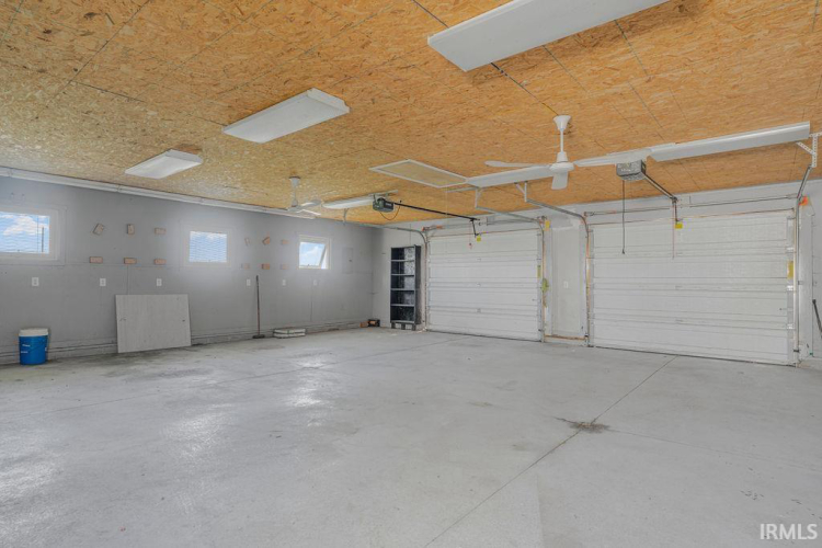 Listing Image 28