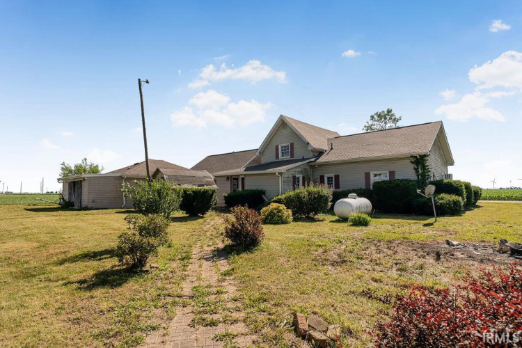 Listing Image 32
