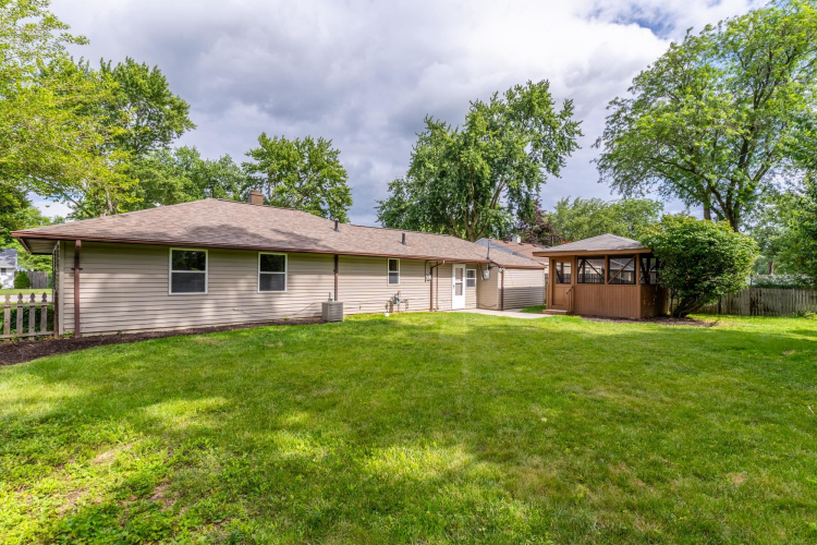 Listing Image 29
