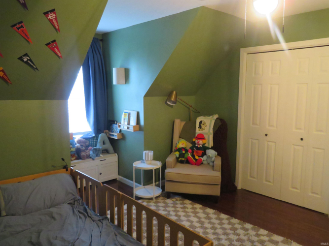 Listing Image 20