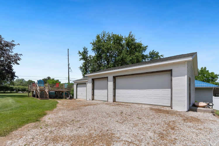 Listing Image 43