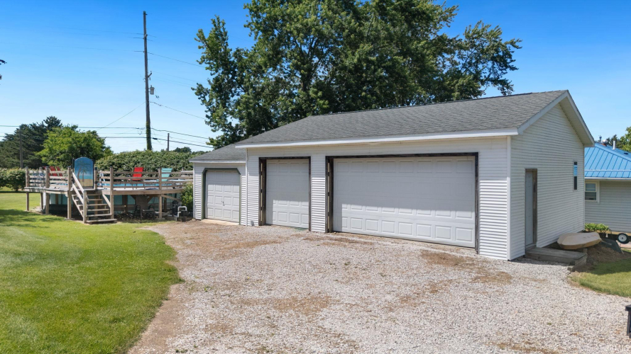 Listing Image 44