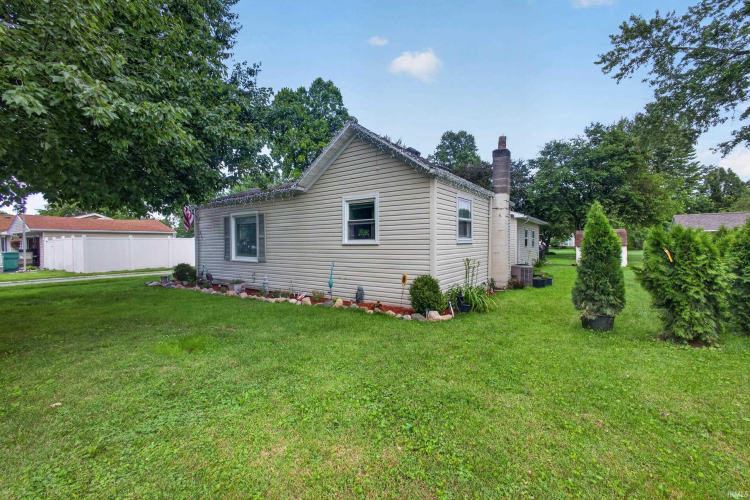 Listing Image 2