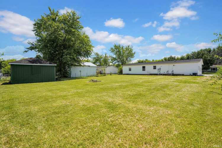 Listing Image 24