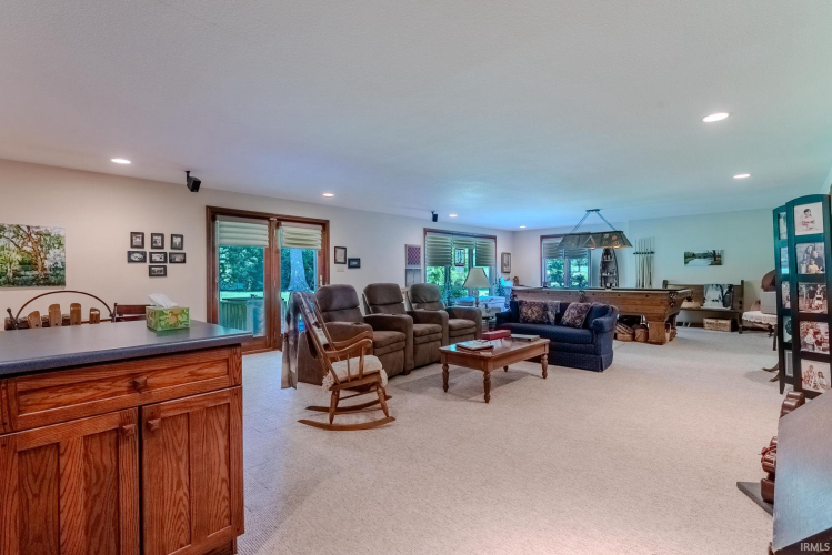 Listing Image 40