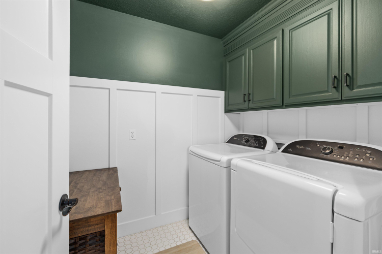 Listing Image 18