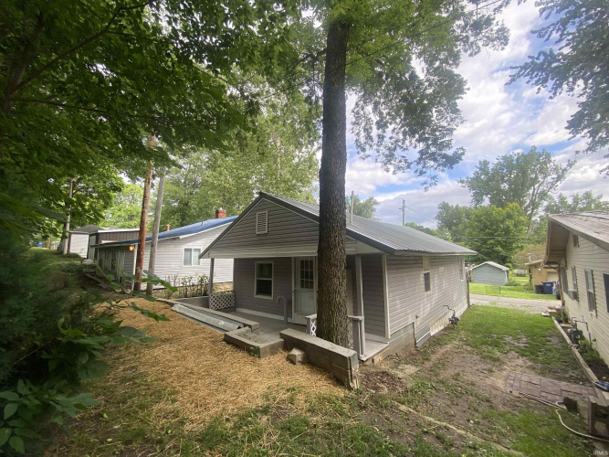 Listing Image 9