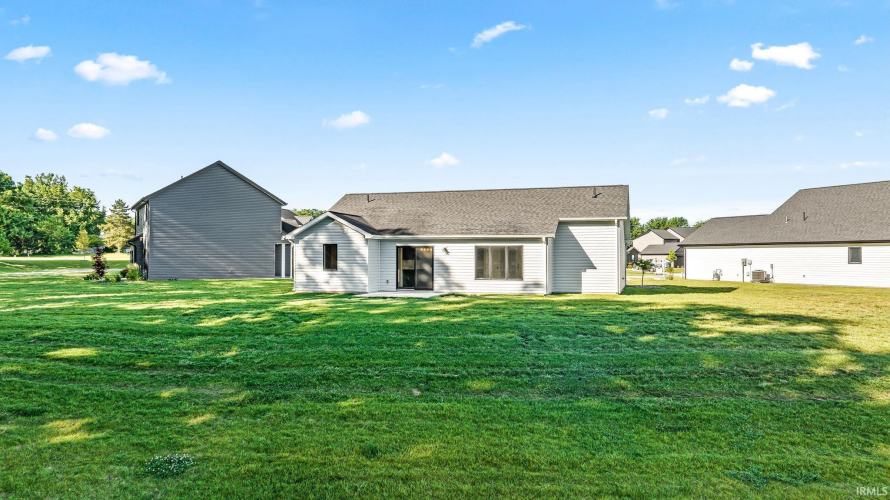 Listing Image 18