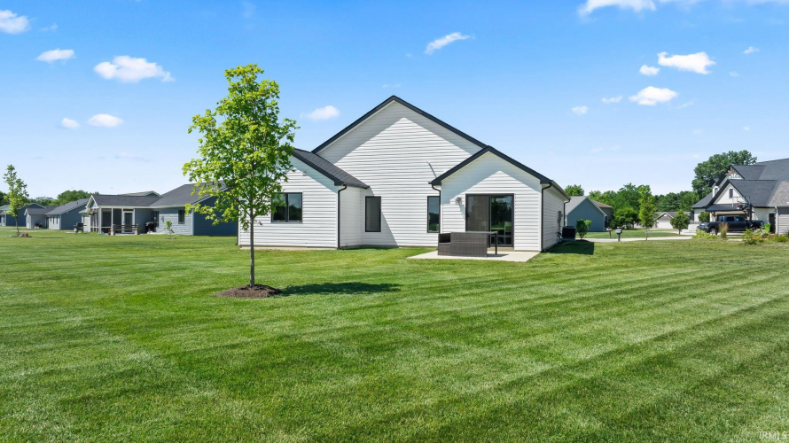 Listing Image 32