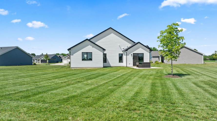 Listing Image 33