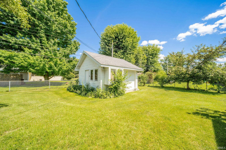 Listing Image 32