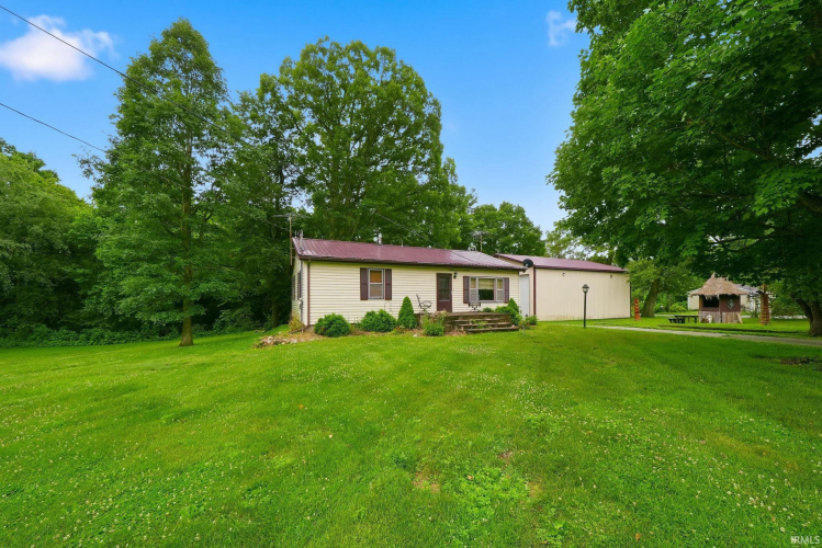Listing Image 3