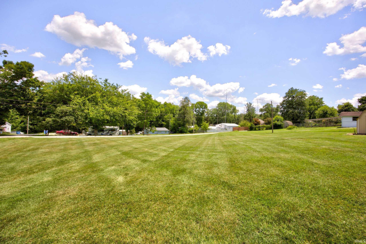 Listing Image 44