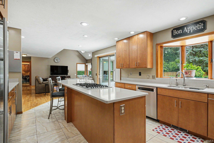 Listing Image 13