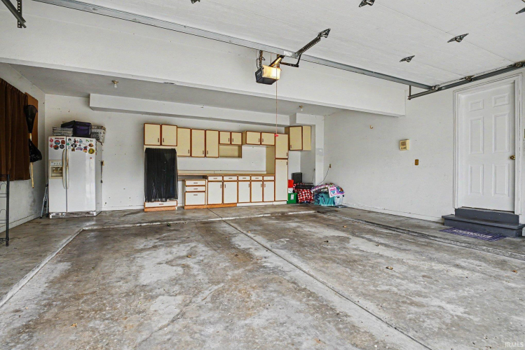 Listing Image 27