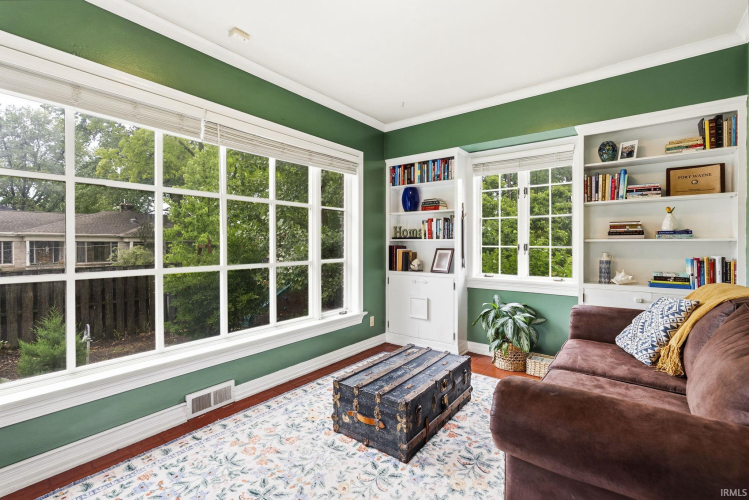 Listing Image 14