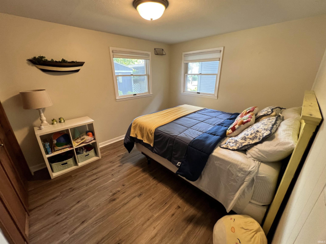 Listing Image 18