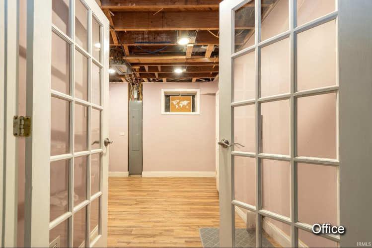 Listing Image 14