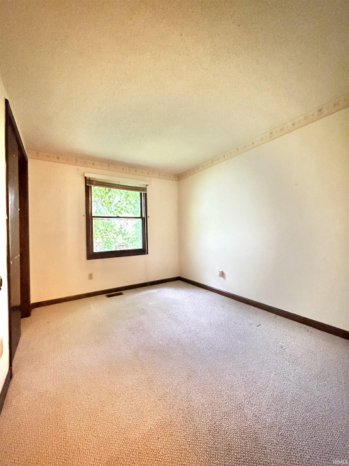 Listing Image 30
