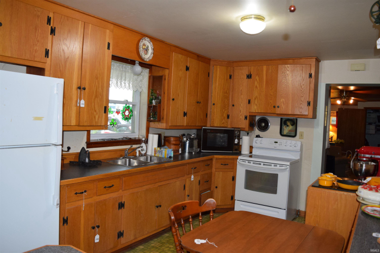 Listing Image 12