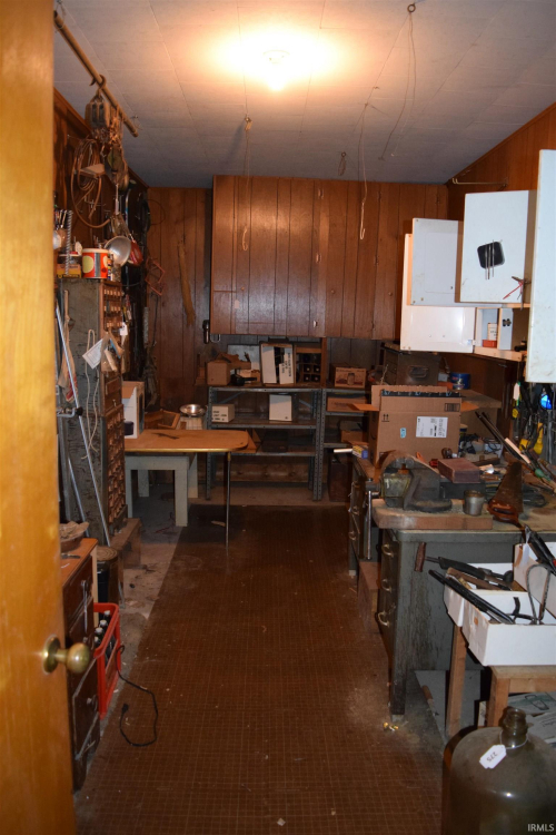 Listing Image 19