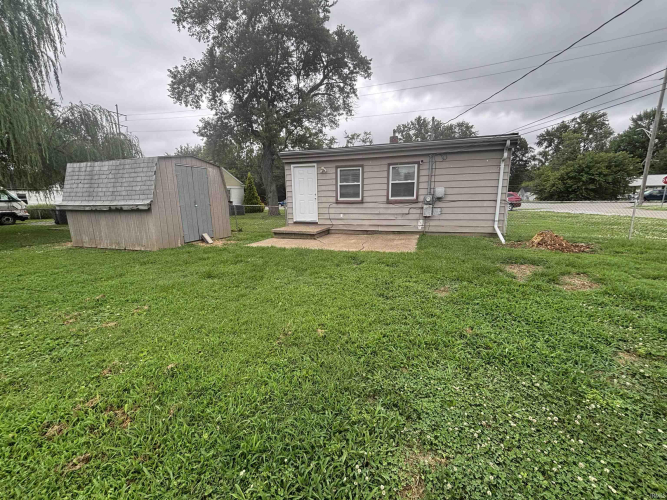 Listing Image 16