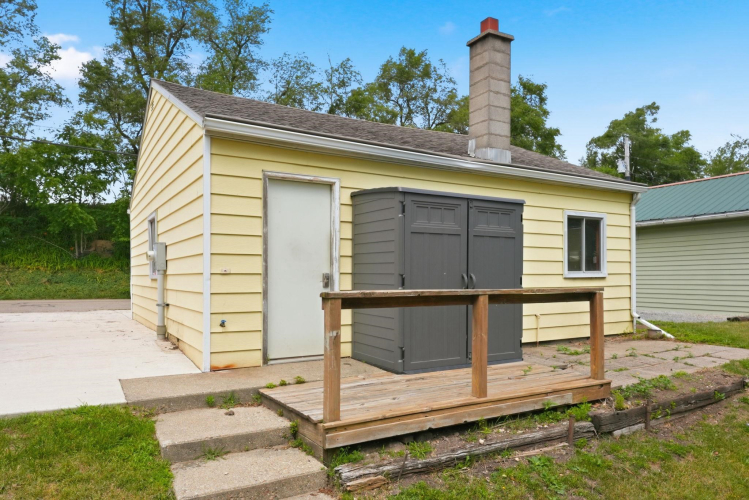 Listing Image 24