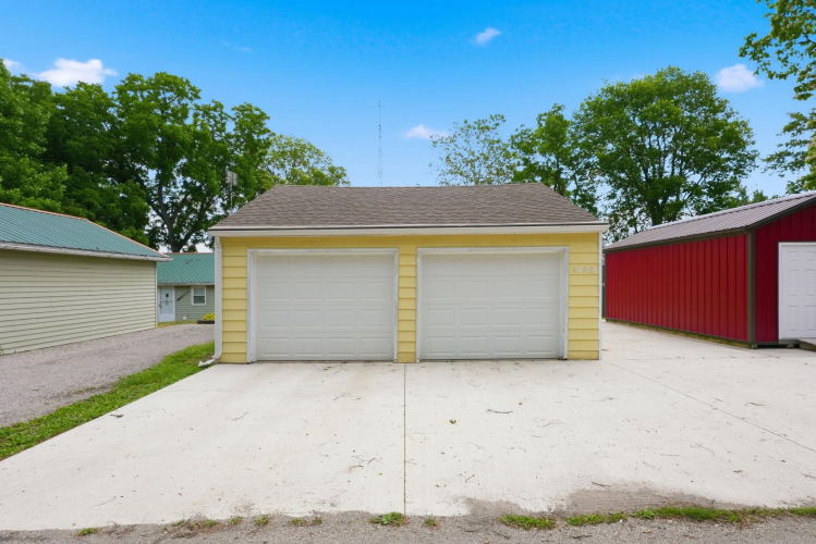 Listing Image 25
