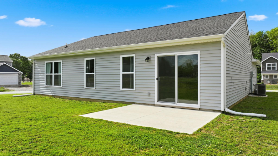 Listing Image 16