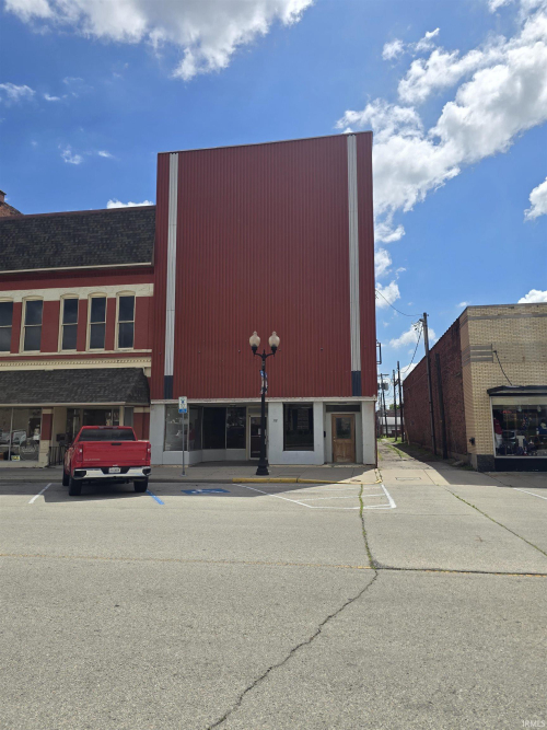 Listing Image 3