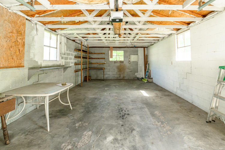 Listing Image 24