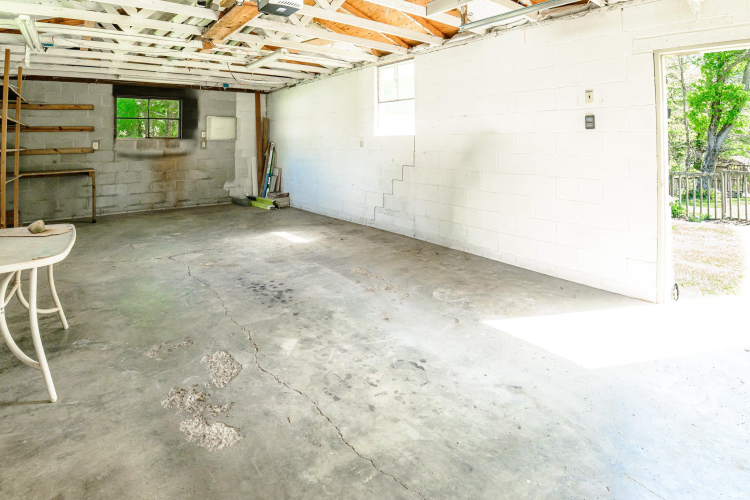 Listing Image 25