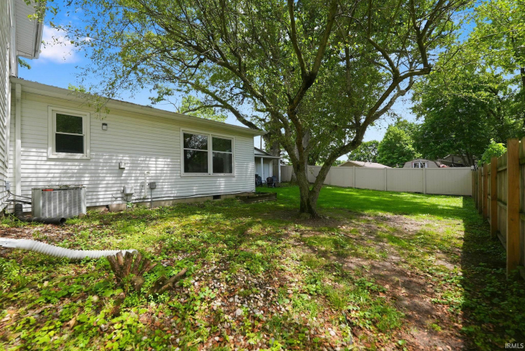 Listing Image 44