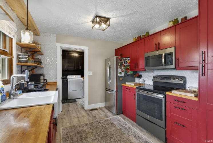 Listing Image 18