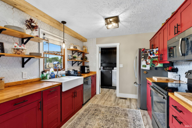Listing Image 19