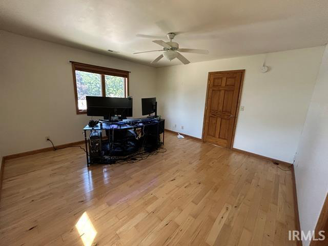 Listing Image 28