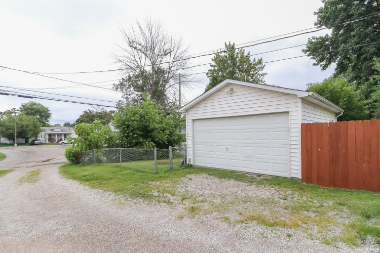 Listing Image 2