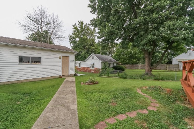 Listing Image 21