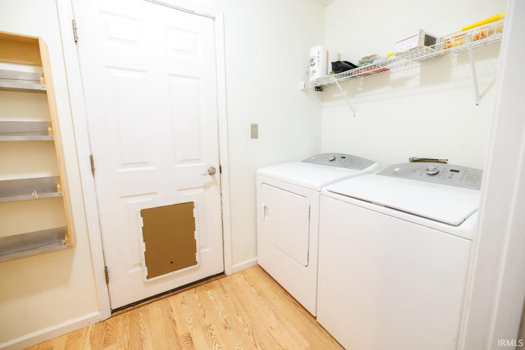 Listing Image 18