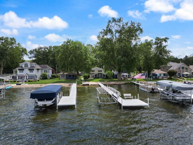 Listing Image 44