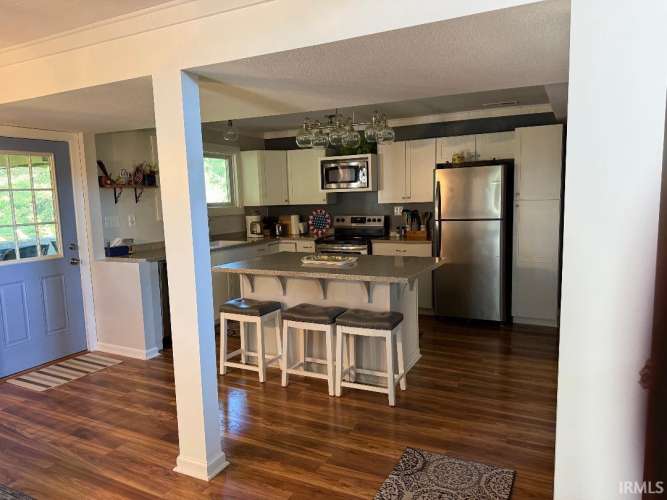 Listing Image 18