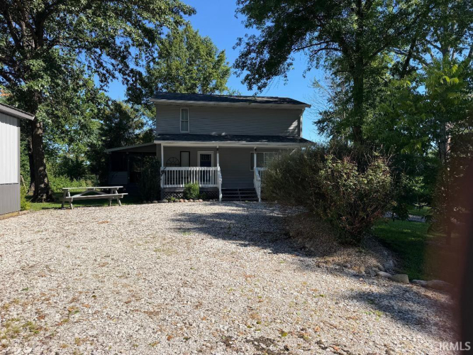 Listing Image 4