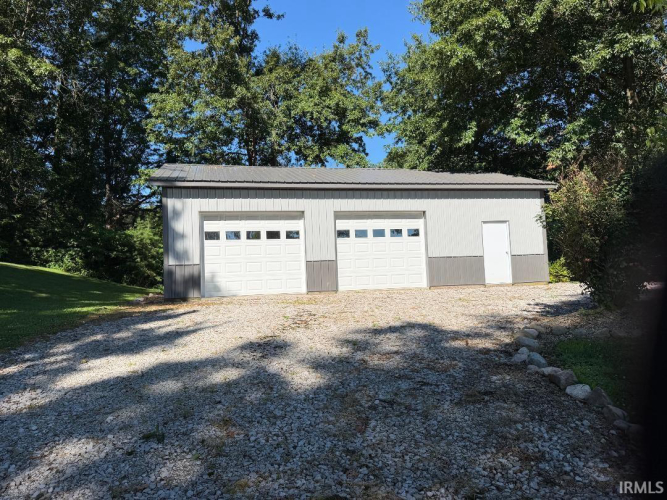 Listing Image 10