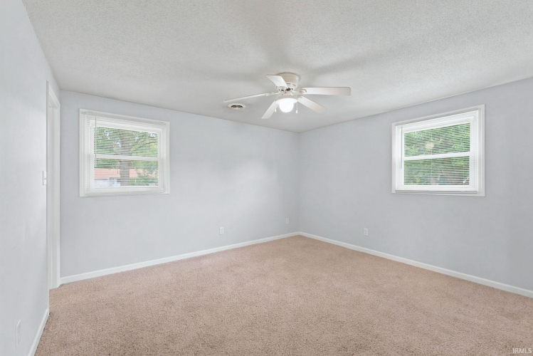 Listing Image 29